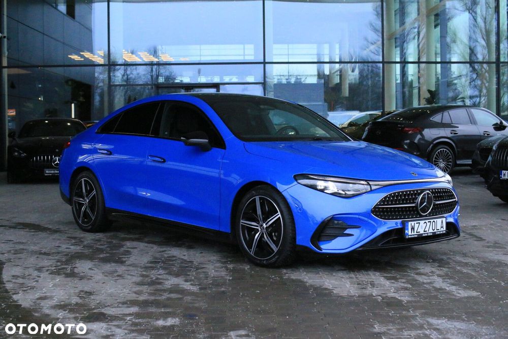 Mercedes-Benz CLA - 4