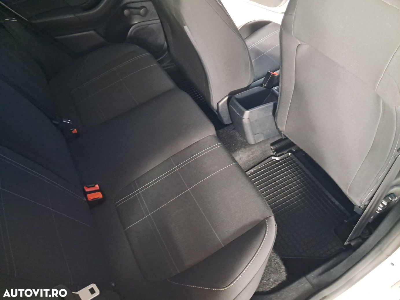 Ford Fiesta - 18