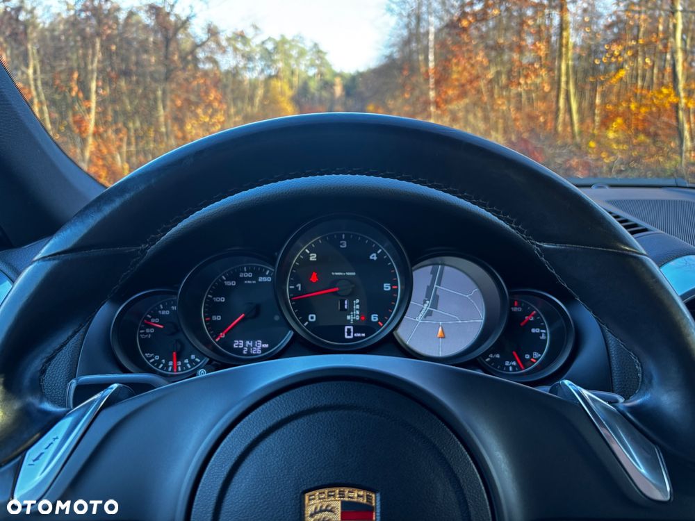 Porsche Cayenne Diesel Tiptronic S - 16
