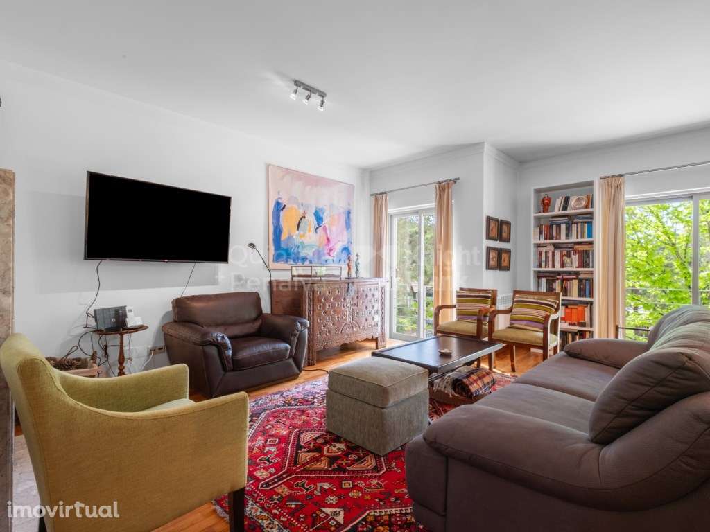 Apartamento T2 convertido em T1 na Costa da Guia, Cascais - Grande imagem: 5/24