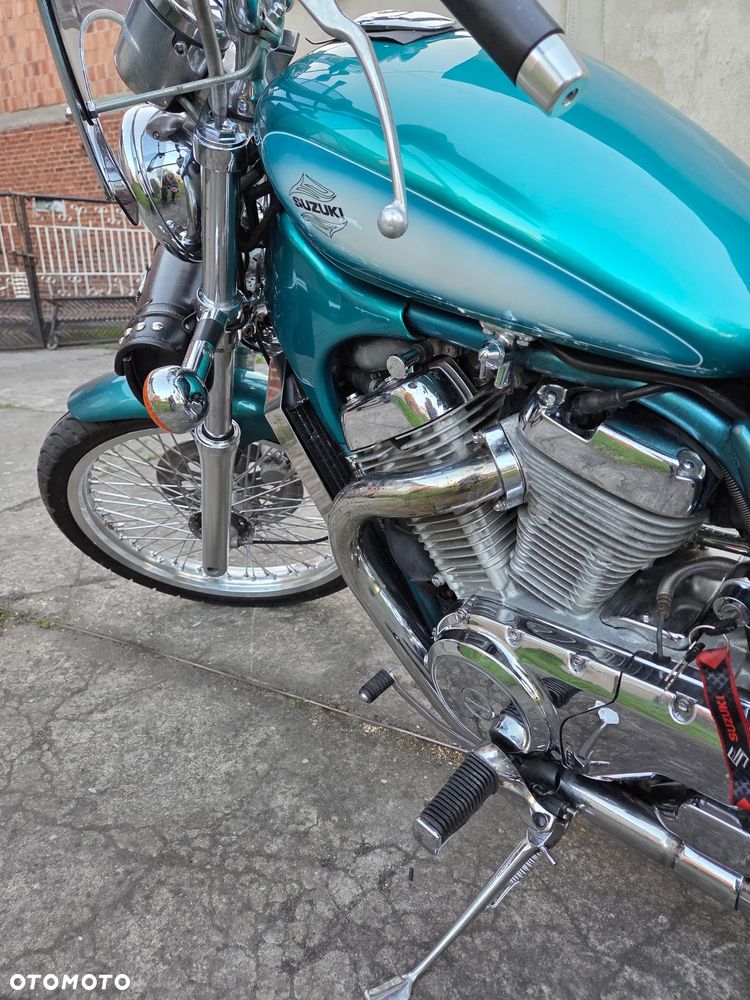 Suzuki Intruder - 7