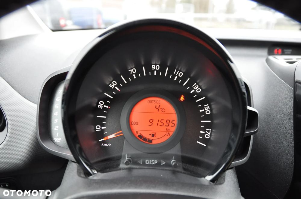 Peugeot 108 VTI 72 Top Allure - 14