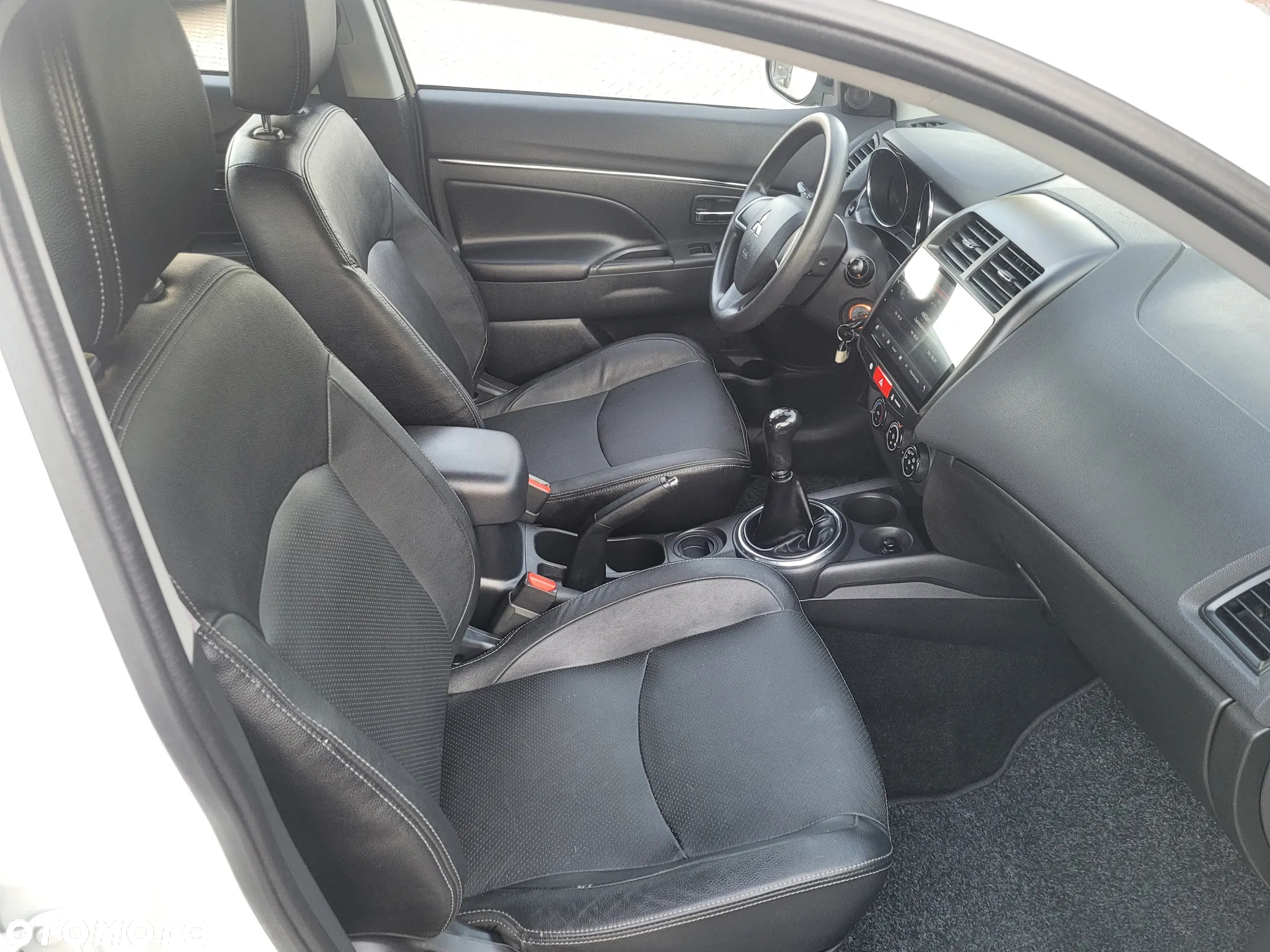 Mitsubishi ASX - 25