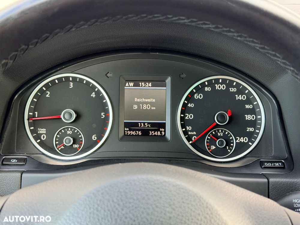 Volkswagen Tiguan 2.0 TDI DPF BlueMotion Technology Sport & Style - 29