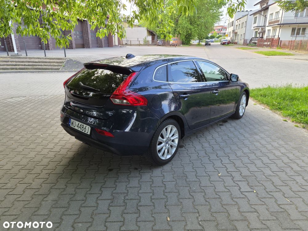 Volvo V40 D2 - 6