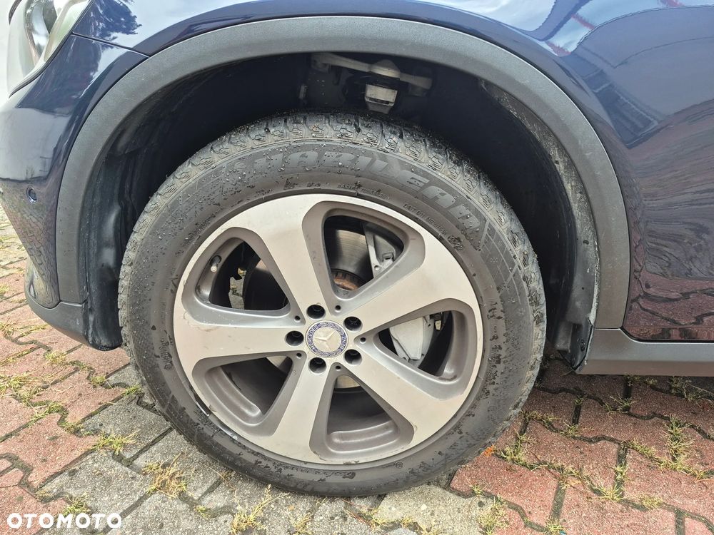Mercedes-Benz GLC 300 4-Matic - 6