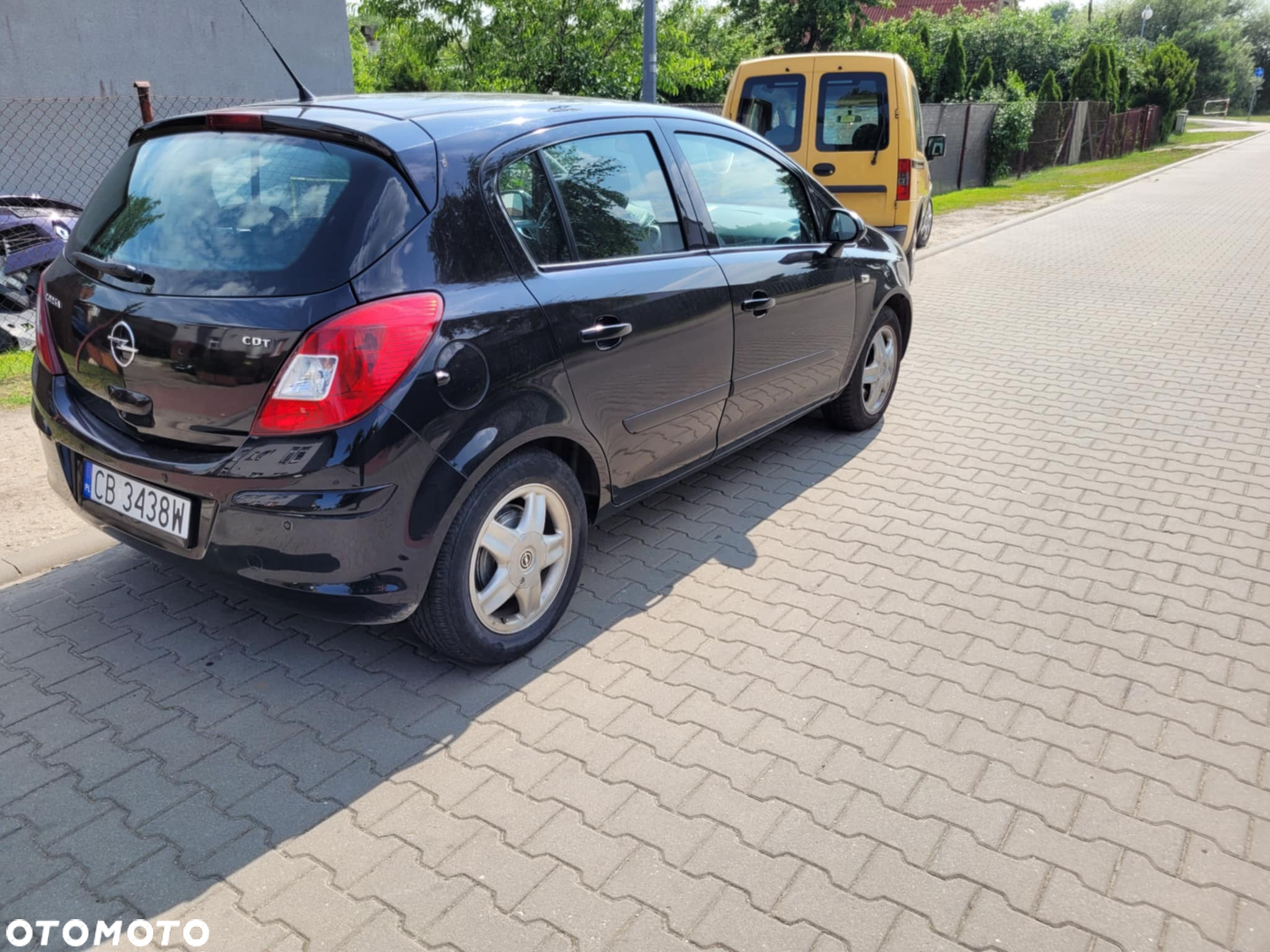 Opel Corsa 1.3 CDTI Enjoy - 3
