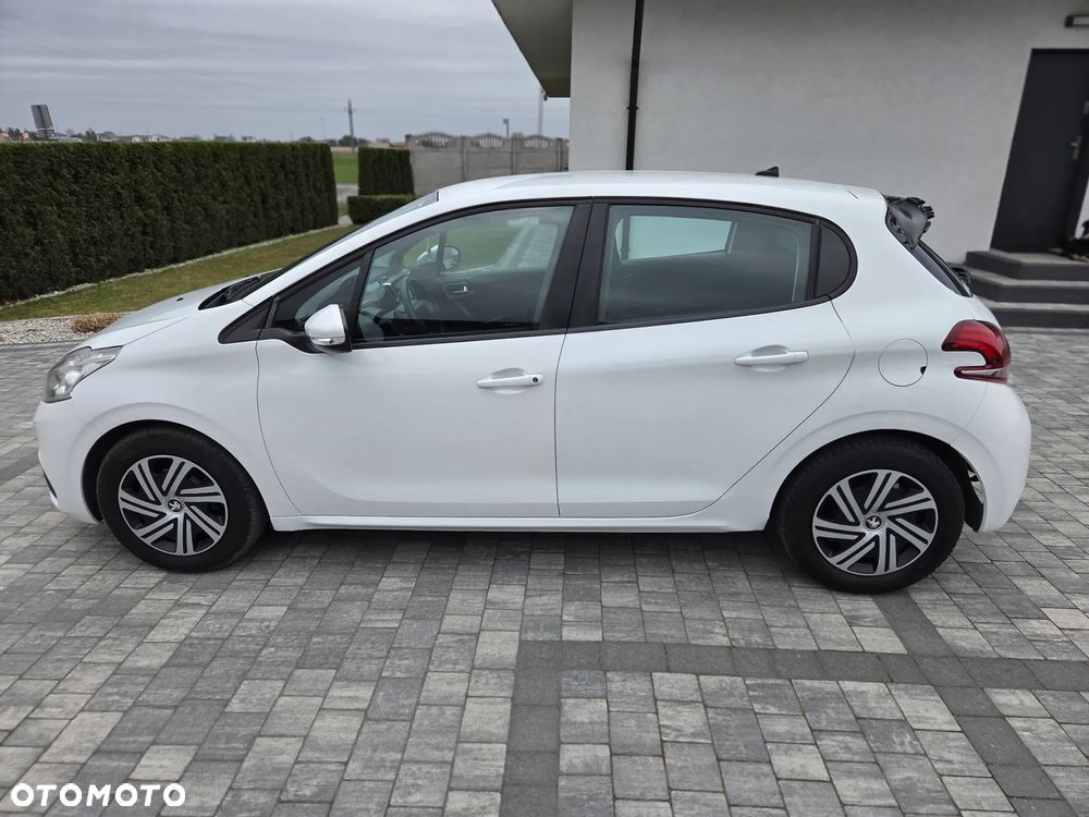 Peugeot 208 e-HDi FAP 92 Stop&Start Allure - 4