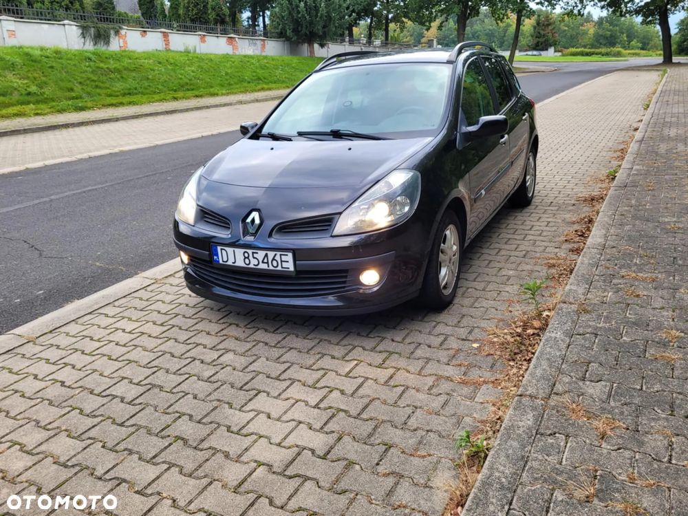 Renault Clio - 2