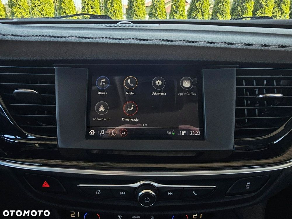 Opel Insignia - 22