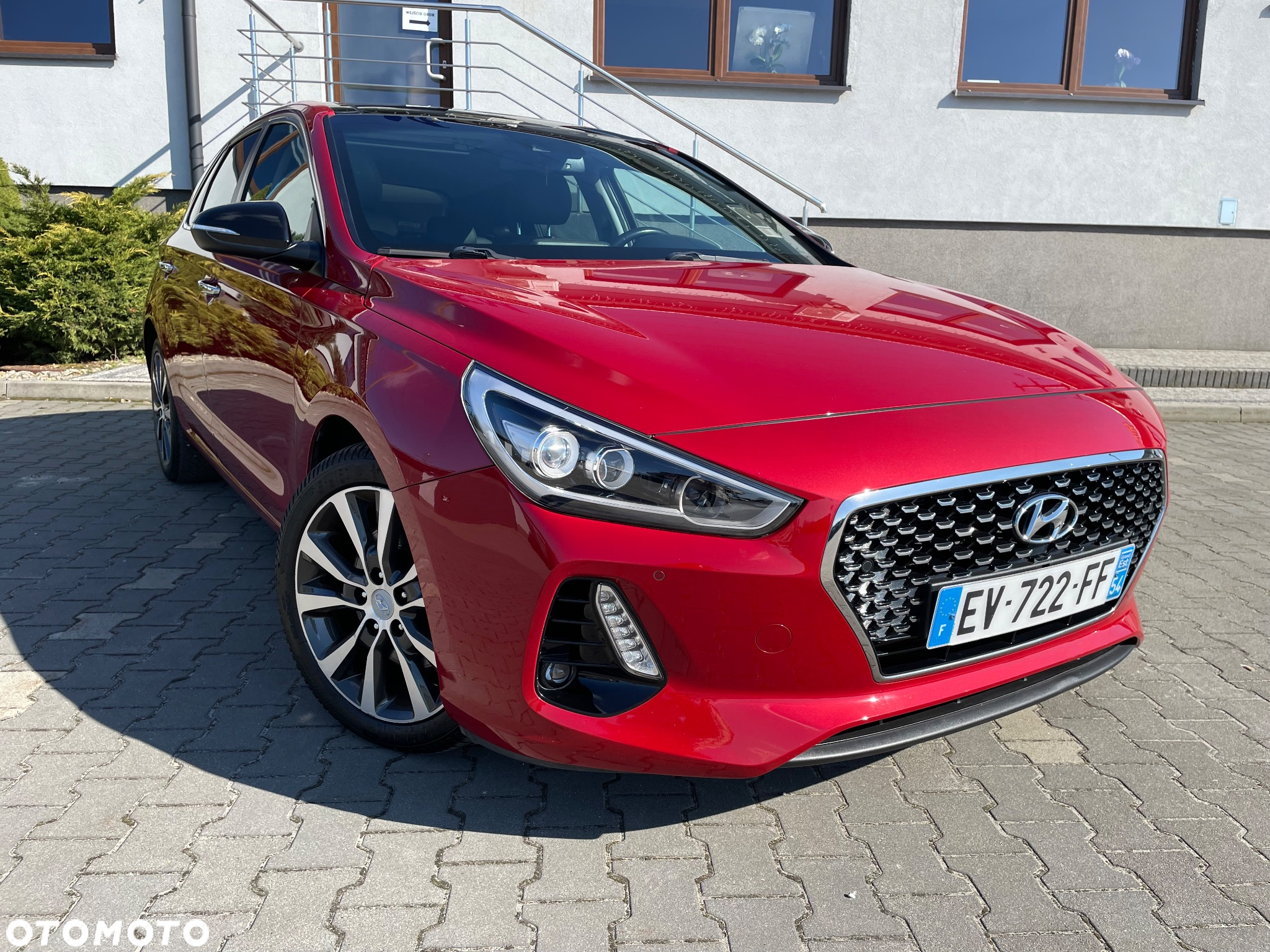 Hyundai i30 1.4 T-GDI Premium DCT - 2