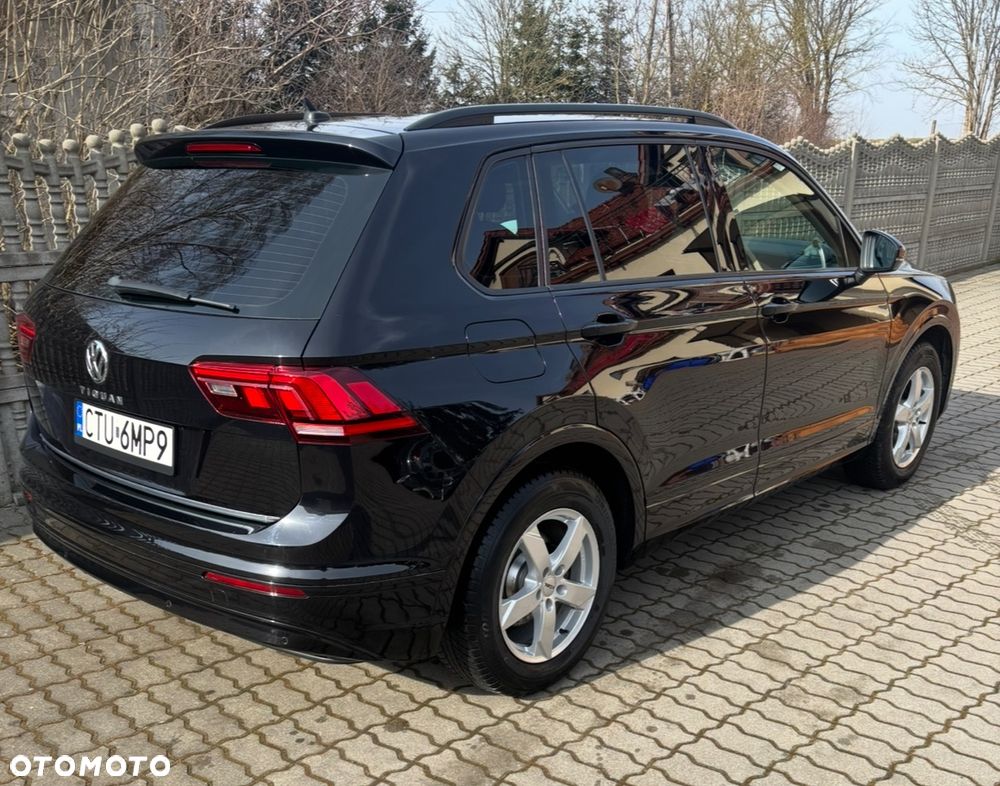 Volkswagen Tiguan - 5