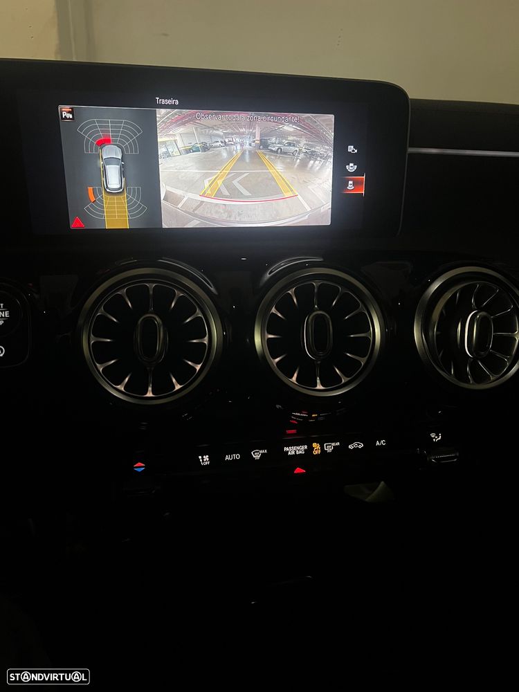 Mercedes-Benz CLA 200 7G-DCT AMG Line - 12