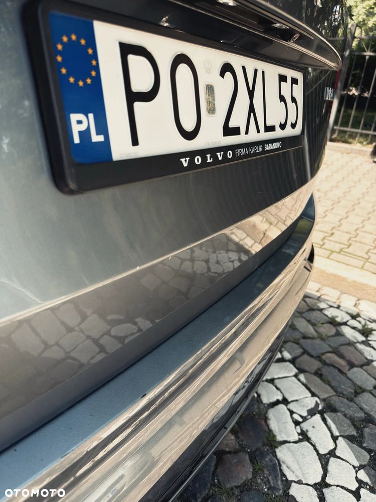 Volvo XC 90 D5 SCR AWD R-Design 7os - 9