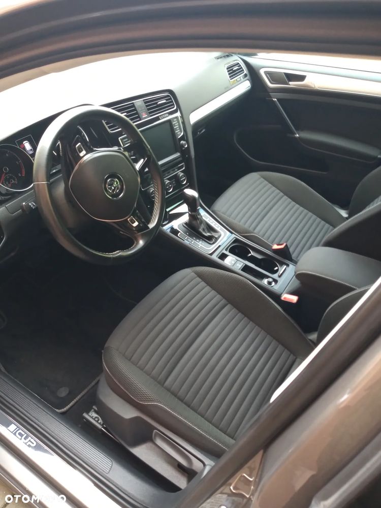 Volkswagen Golf 2.0 BlueTDI DSG Cup - 7