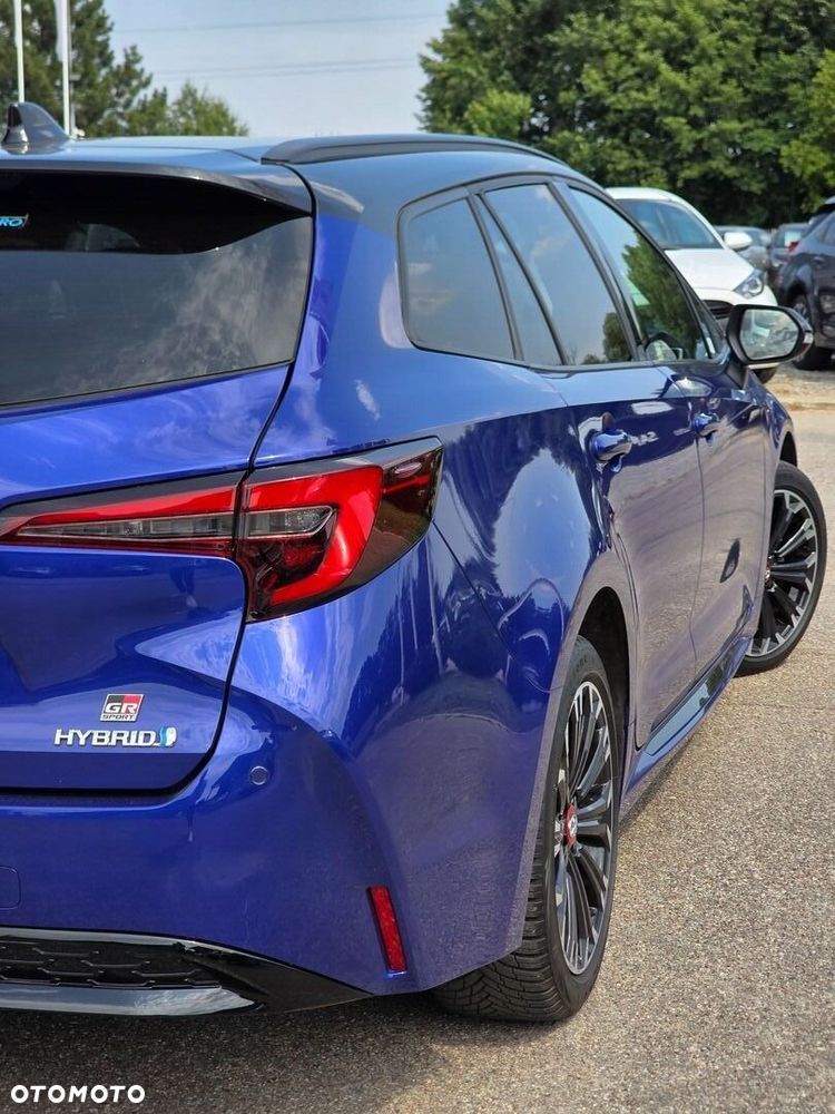 Toyota Corolla 1.8 Hybrid GR Sport - 10