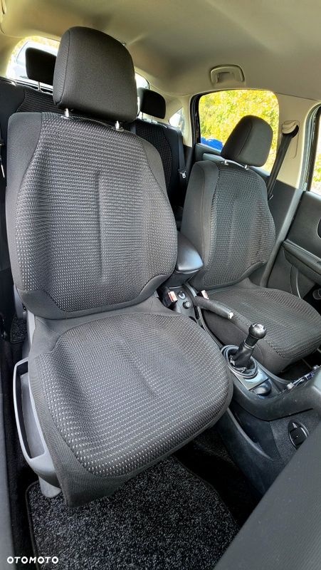 Citroën C4 VTi 120 Style - 8