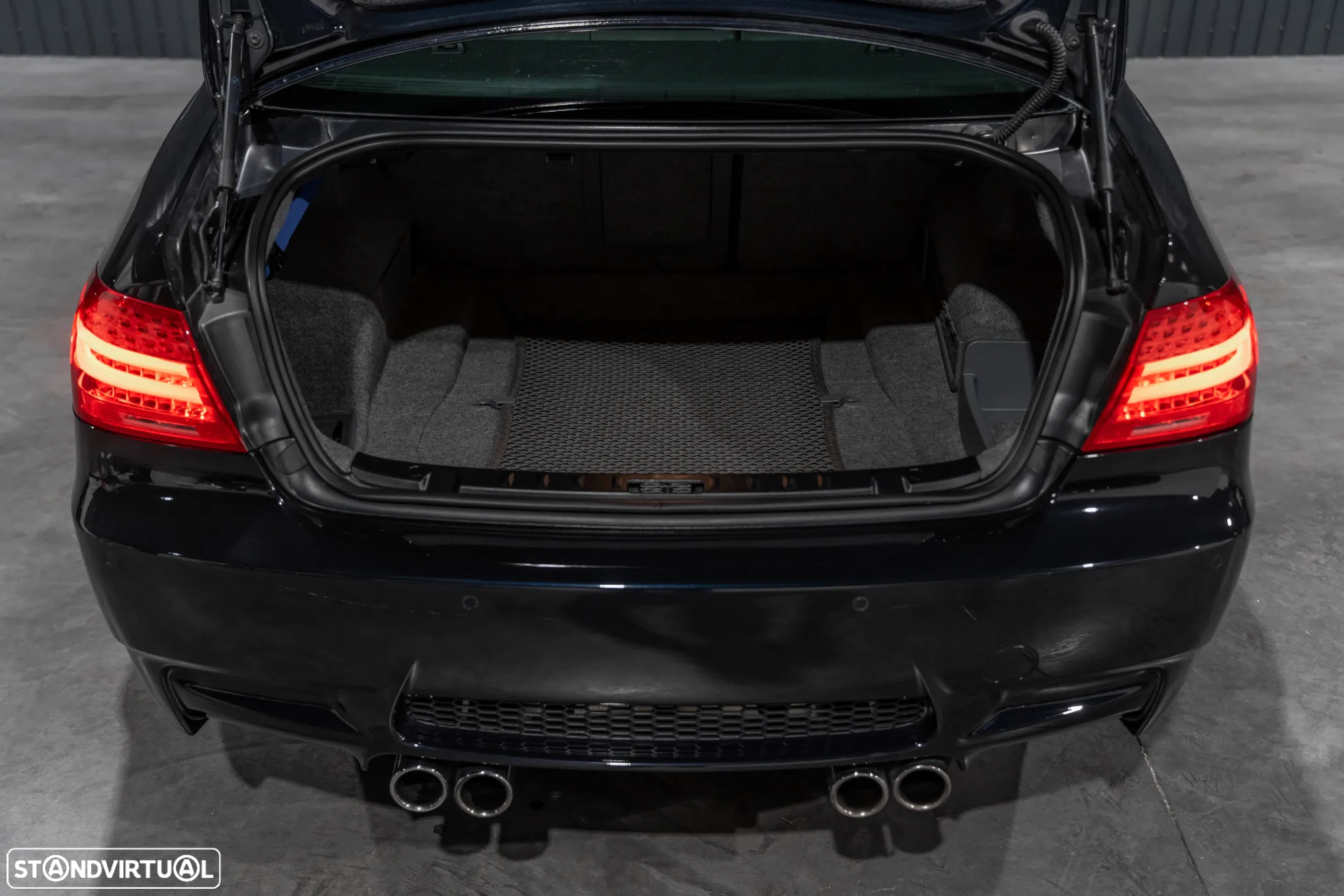 BMW M3 Auto - 58