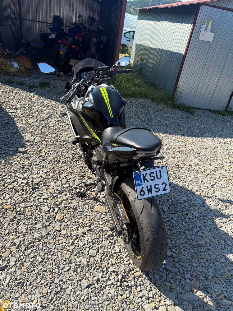 Kawasaki Ninja - 5
