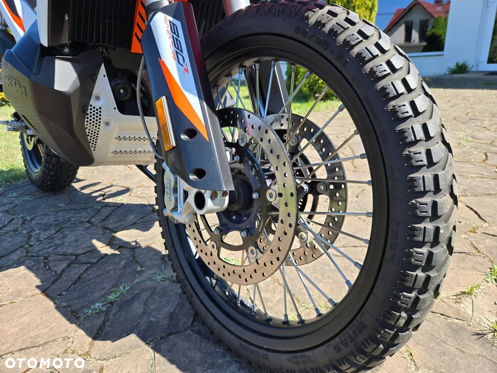 KTM Adventure - 11
