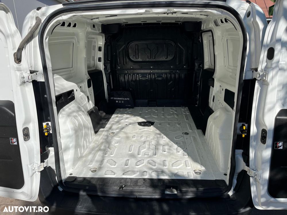 Fiat DOBLO - 9
