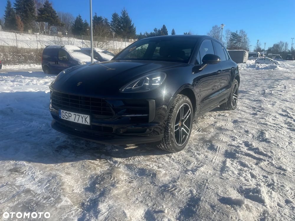 Porsche Macan - 1