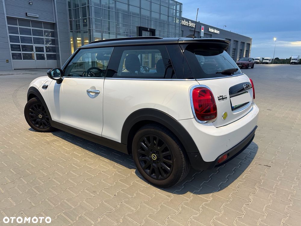MINI Cooper SE Electric Trim - 6