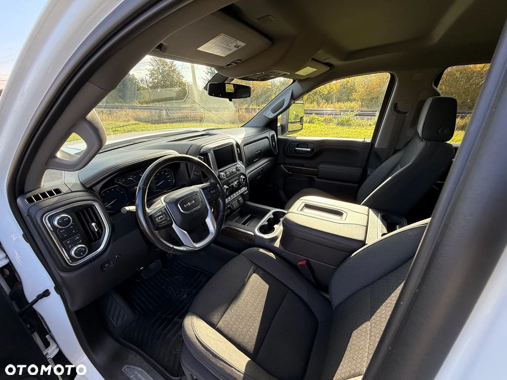 GMC Sierra - 10