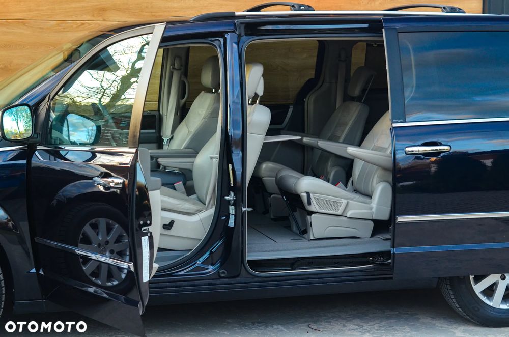 Chrysler Grand Voyager ver-2-8-crd-limited - 17
