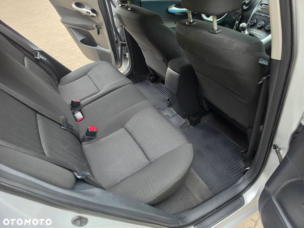 Toyota Auris 1.6 Luna - 22