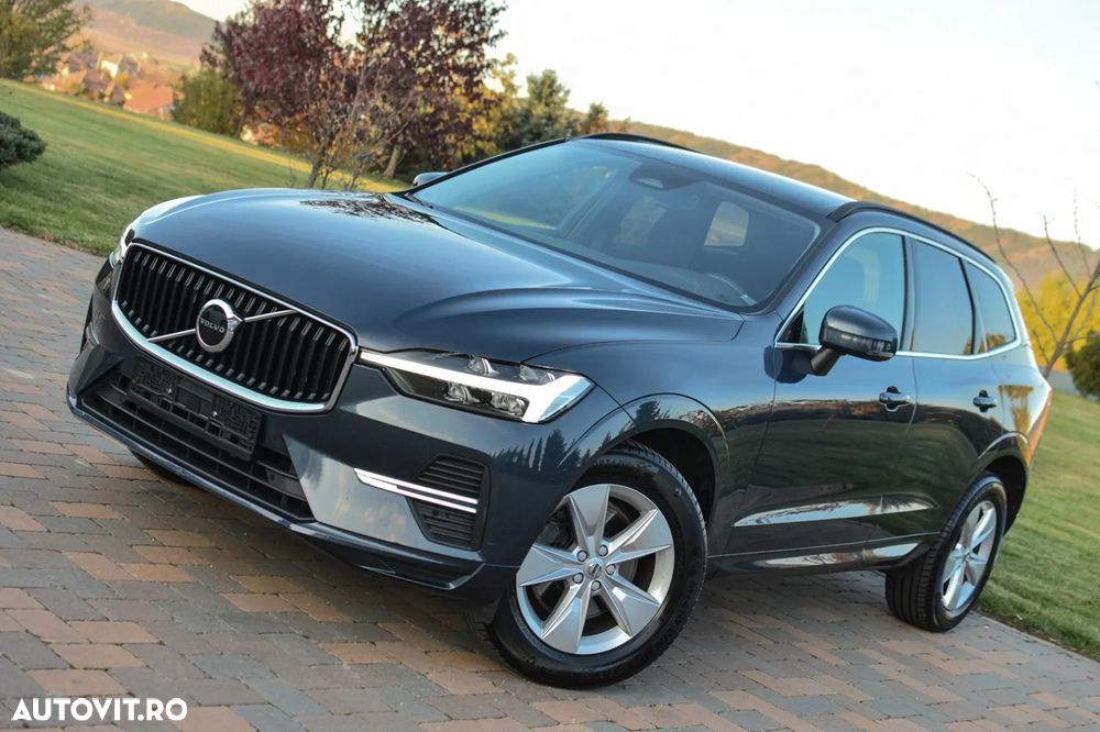 Volvo XC 60 B4 MHEV AT AWD Core - 12