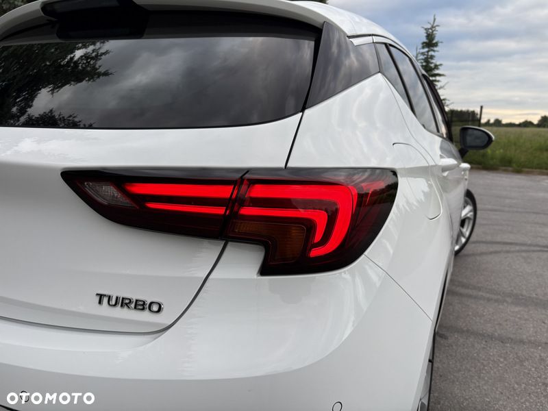 Opel Astra 1.4 Turbo Innovation - 13