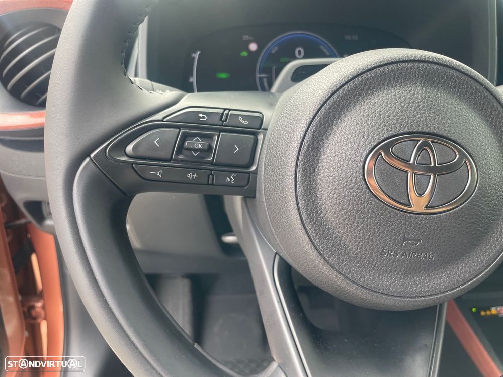 Toyota Aygo X 1.5 Hybrid Envy - 23