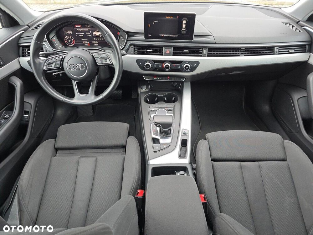 Audi A4 Limousine - 10