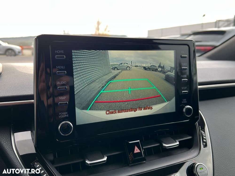 Toyota Corolla 1.8 HSD Dynamic Bi-tone - 21