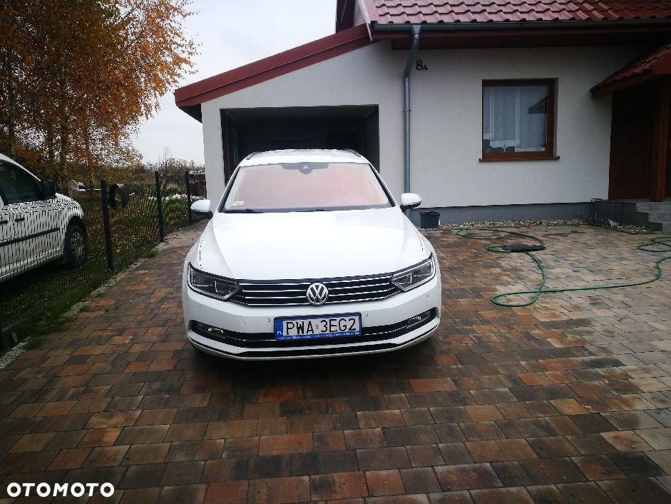 Volkswagen Passat 2.0 TDI SCR (BlueMotion Technology) DSG Comfortline - 12