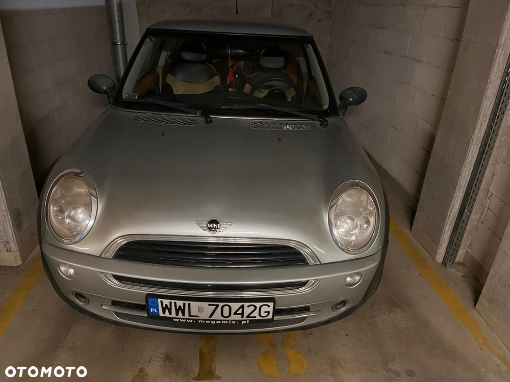 MINI ONE Standard - 11