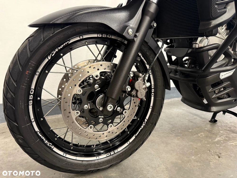 Suzuki V-STROM - 9