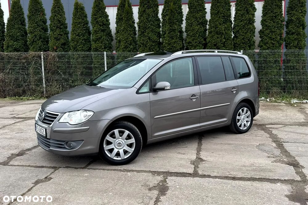 Volkswagen Touran 2.0 TDI Highline - 5