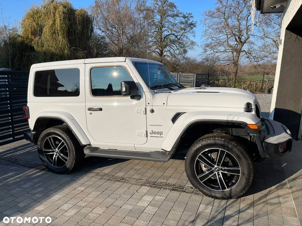 Jeep Wrangler - 2