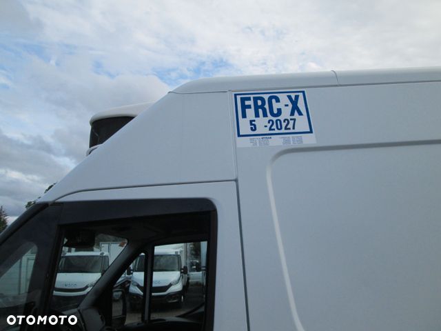 Iveco DAILY 35-120  CARRIER - 7
