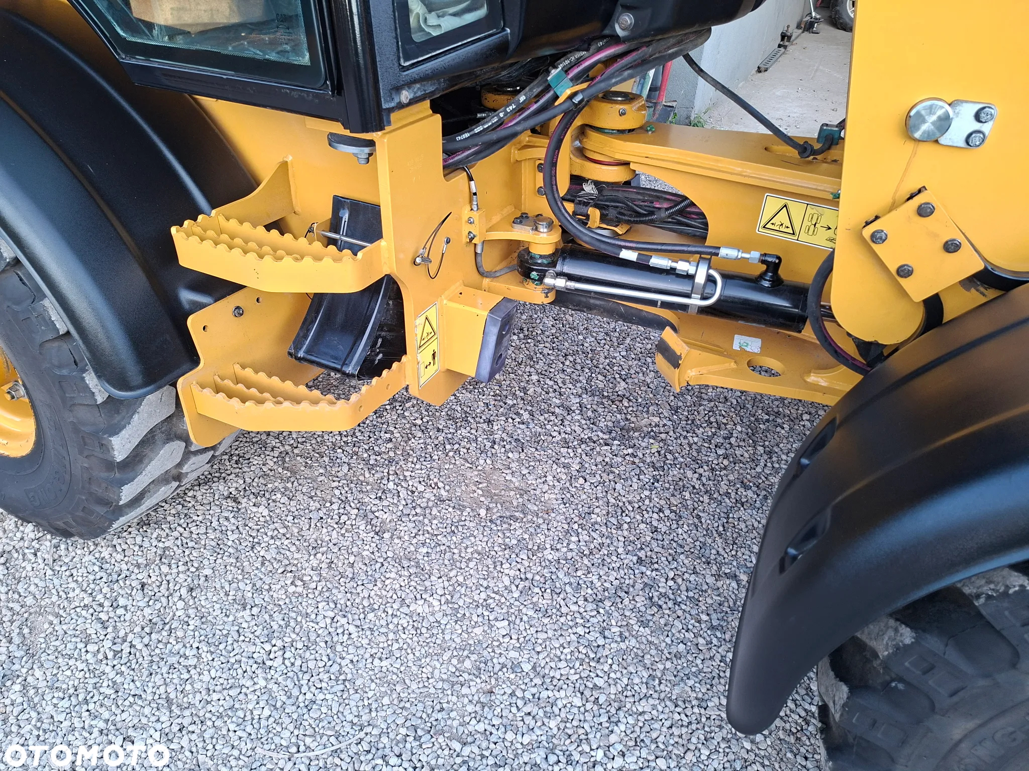 Caterpillar CAT 907 M - 20