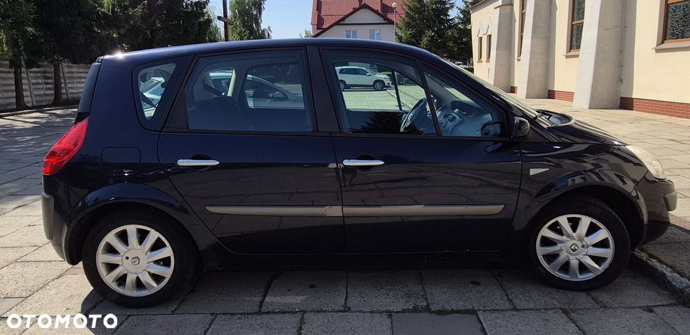 Renault Scenic 1.6 16V Confort Privilege - 2