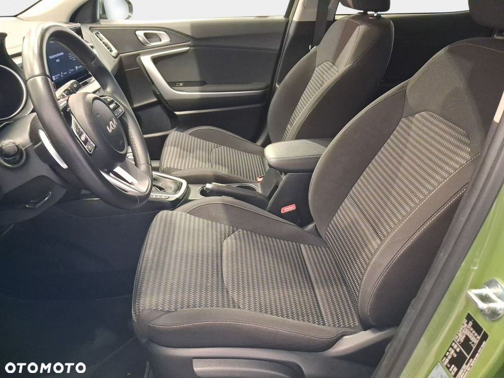 Kia XCeed - 14
