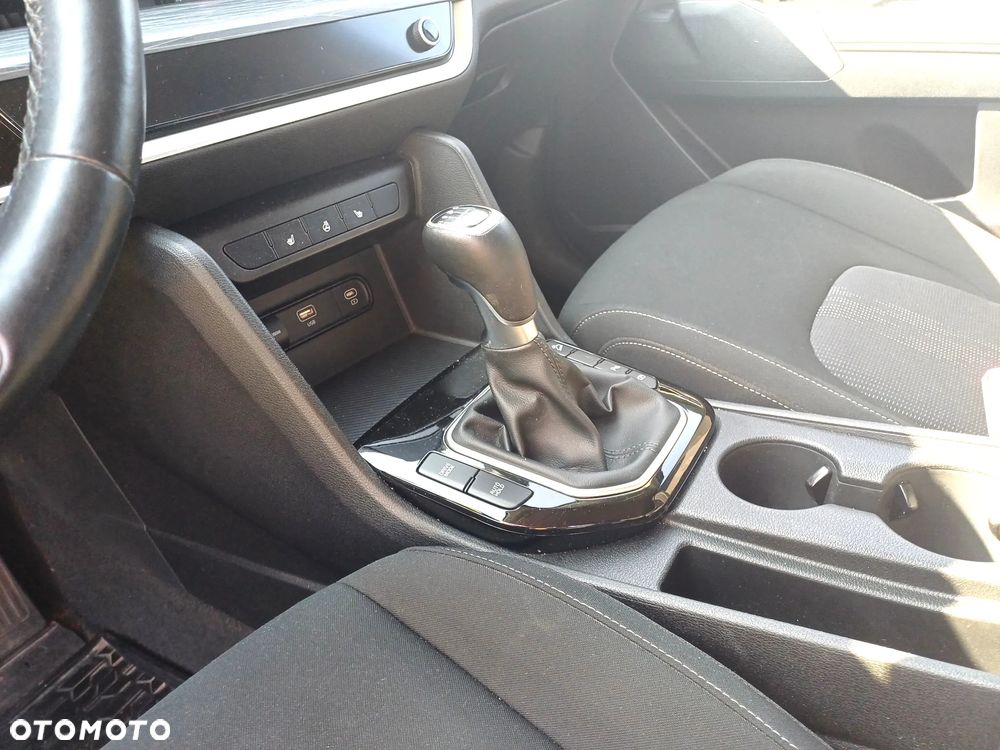 Kia Sportage 1.6 T-GDI L 2WD - 11