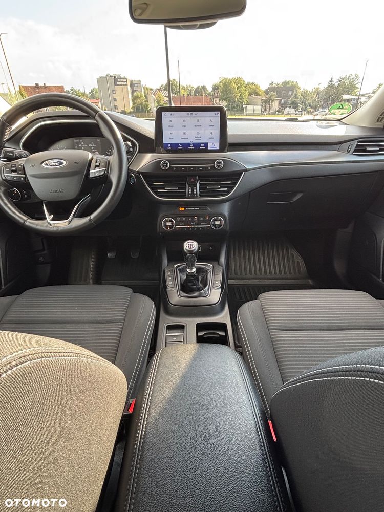 Ford Focus 1.0 EcoBoost STart-Stopp-System TITANIUM - 21