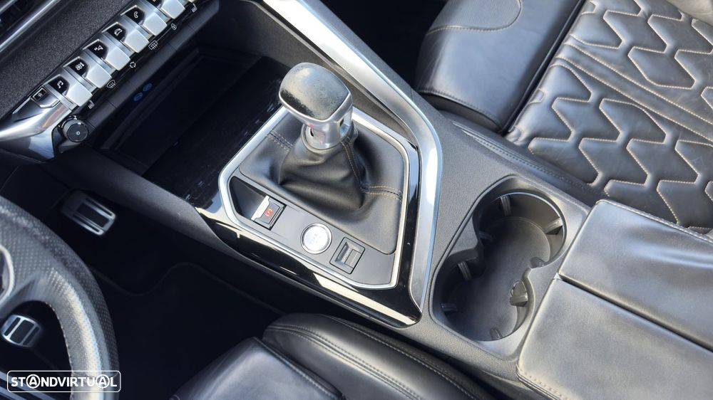 Peugeot 5008 1.6 BlueHDi GT Line - 29