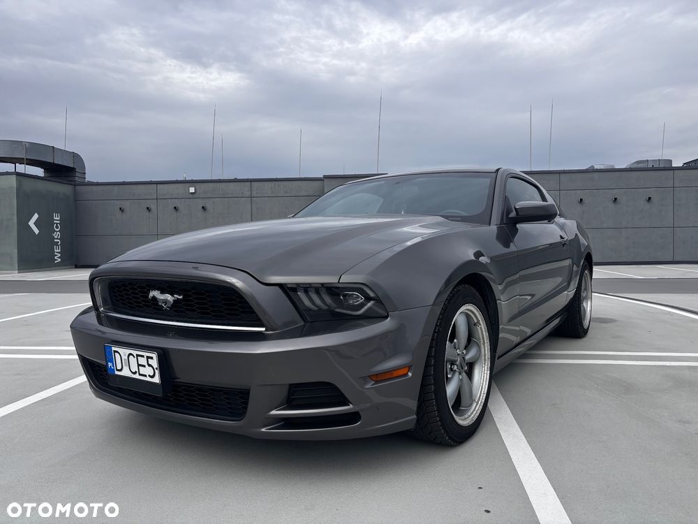 Ford Mustang 2013 photo 3