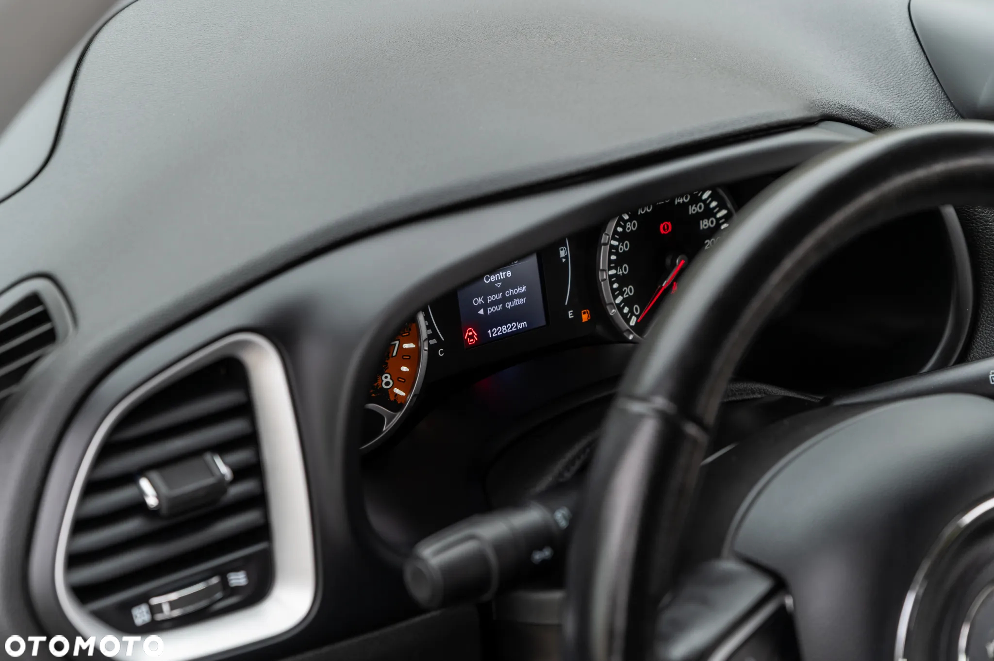 Jeep Renegade 1.4 MultiAir Longitude - 32