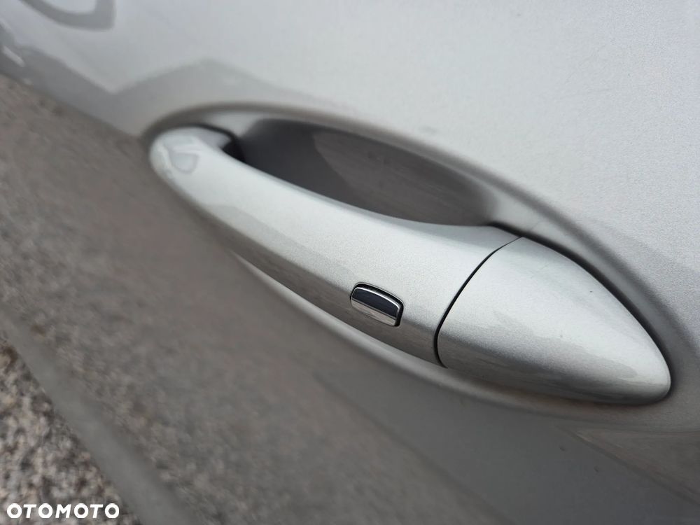 Opel Insignia 2.0 Automatik Business Elegance - 21